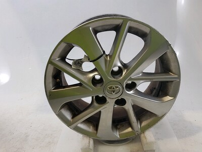 4261102C60 Toyota AURIS