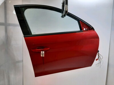 98 275 775 80 Peugeot 208