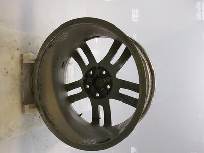 8U0601025 AA Audi Q3