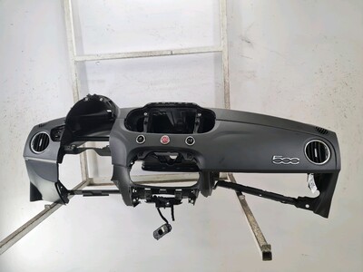 735638312 Fiat 500 ABARTH