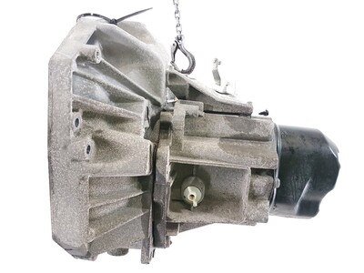 JR5017 Renault CLIO ESTATE