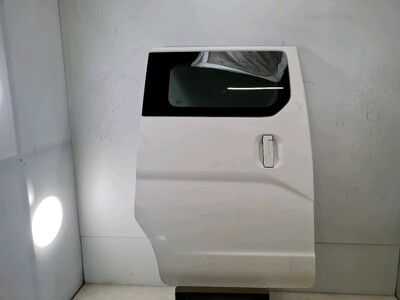 H2100-BJ1AB Nissan NV200 EVALIA NV200