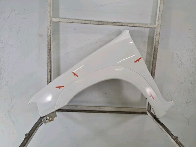 Left front fender used - Peugeot 106 - 7840 E8