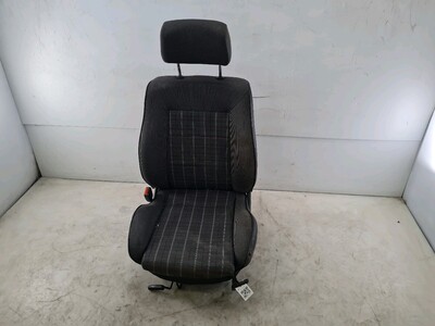 165881105 Volkswagen GOLF