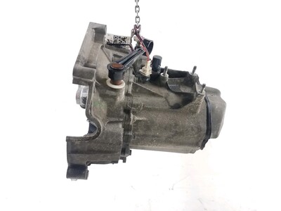 20CE02 Peugeot 106