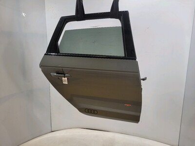 8W9833052E Audi A4 A4 AVANT A4 ALLROAD