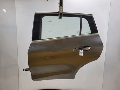 H2A015DAMA Infiniti Q30