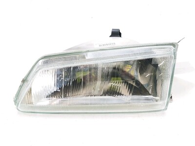 Left headlight used - Peugeot 106 - 6204 C2