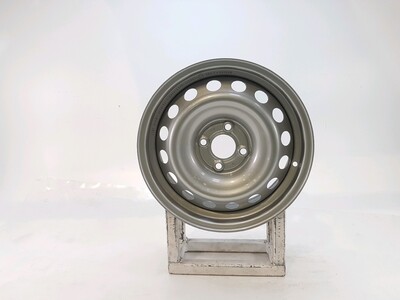 KFZ8932 Dacia SANDERO