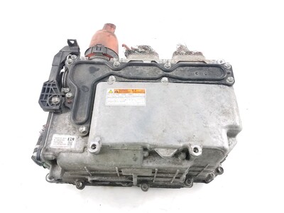 Inverter converter used - Toyota AURIS - G920047190