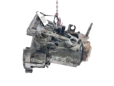 2CA08 Peugeot 205