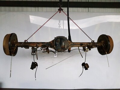 430102S655 Nissan PICK-UP