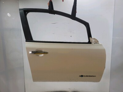 H0100-5SLAA Nissan LEAF