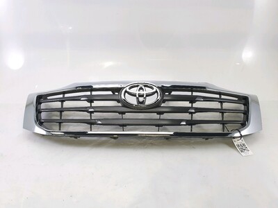 531110K680 Toyota HILUX PICKUP