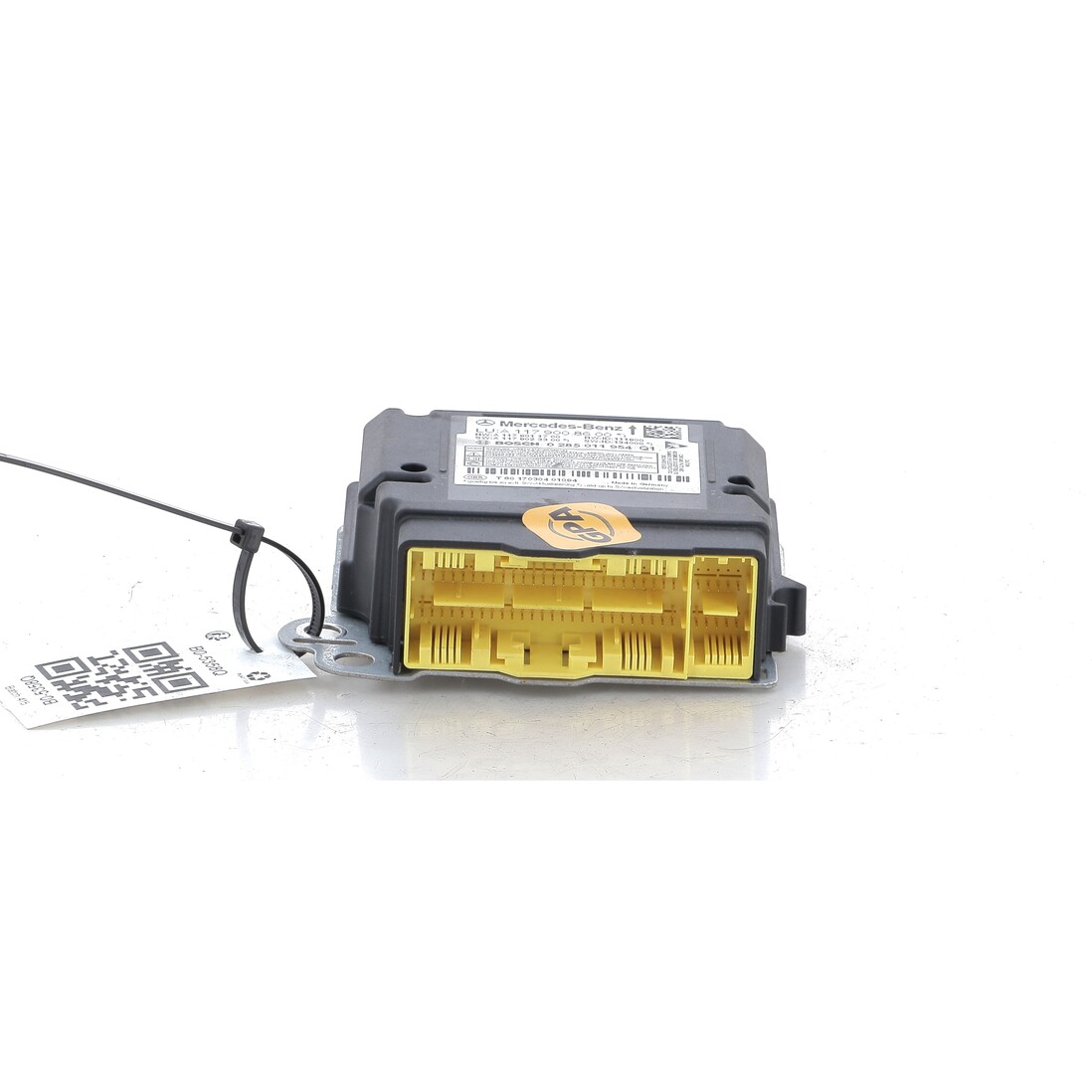 K8820-5DB0A Infiniti QX30