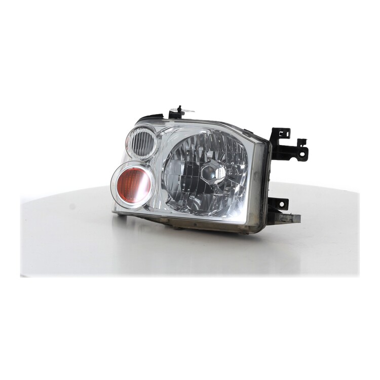 260252TV3A Nissan PICK-UP