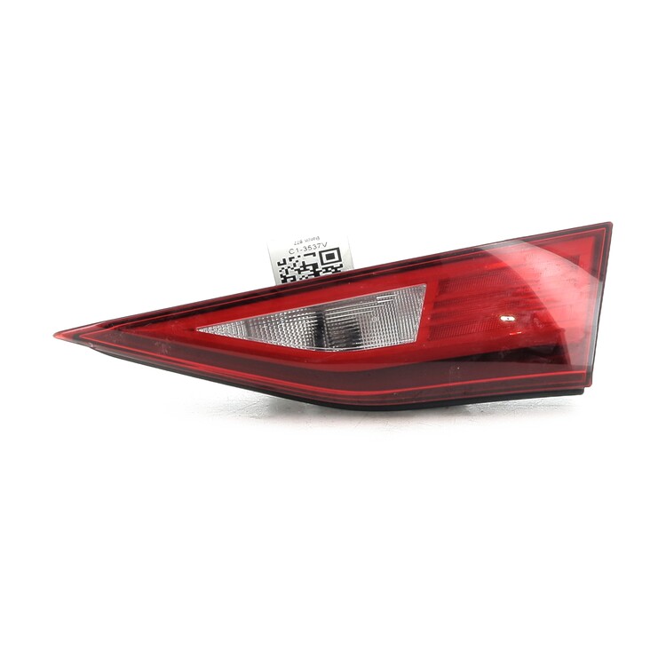 Right hatchback boot light used - Audi A3 SPORTBACK - 8Y0945076