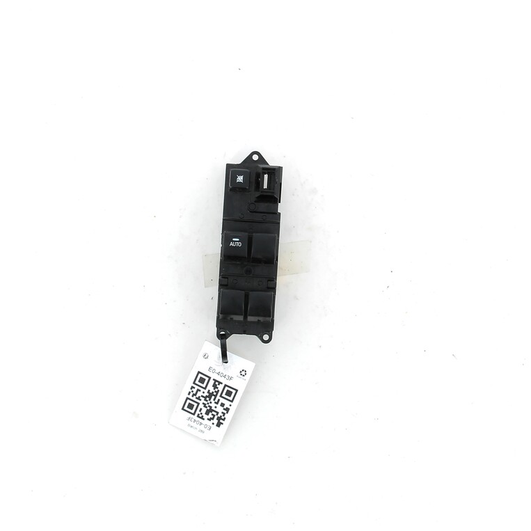 8608A331 Mitsubishi SPACE STAR