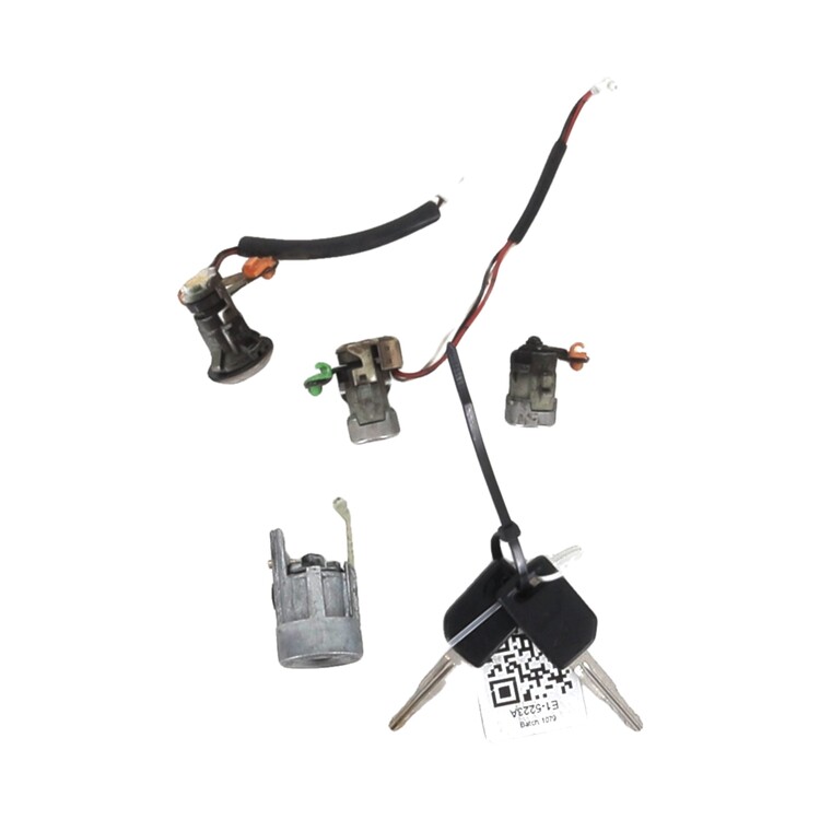 MR476599 Mitsubishi PAJERO PININ