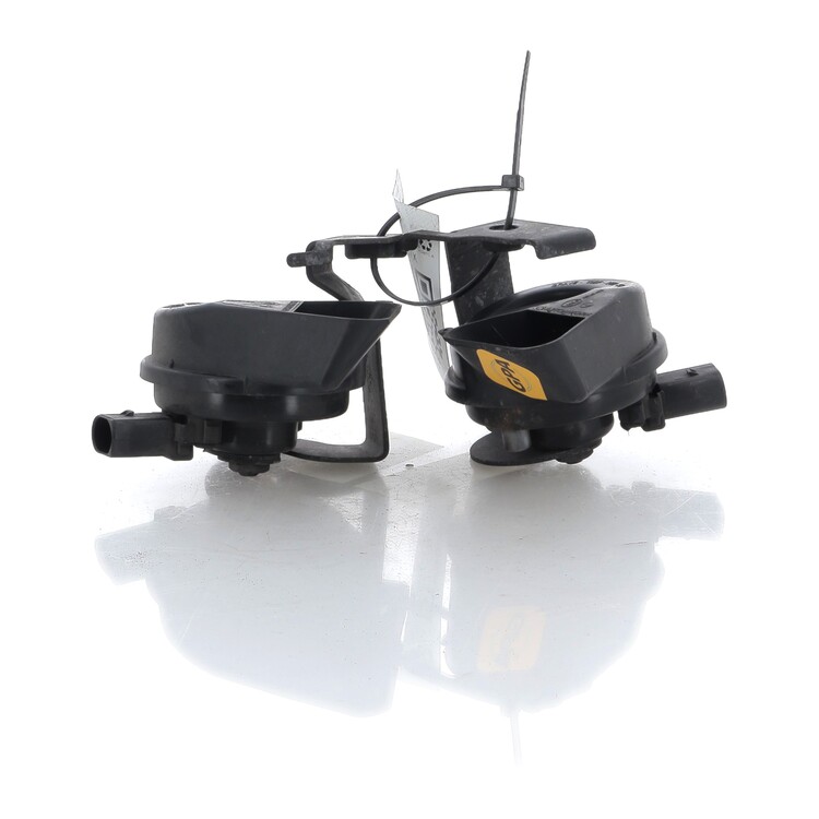 971951101 Porsche CAYENNE