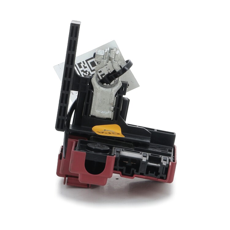 8267033140 Toyota YARIS CROSS