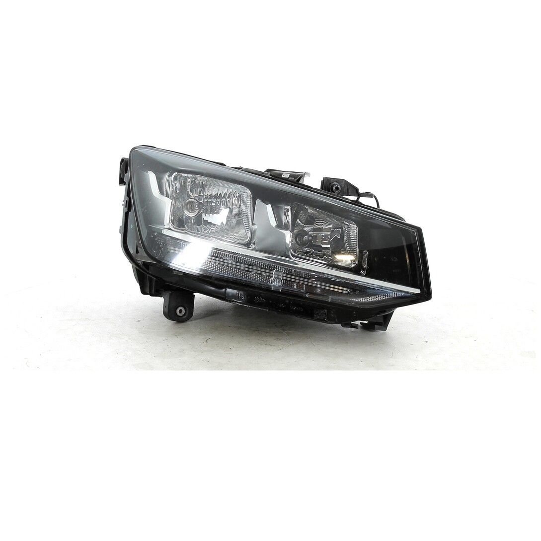 81A941004 Audi Q2