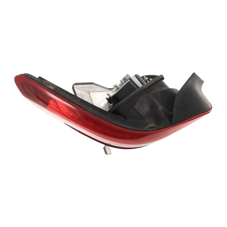 Left rear light used - Mercedes CLASSE GLK - 2048202564