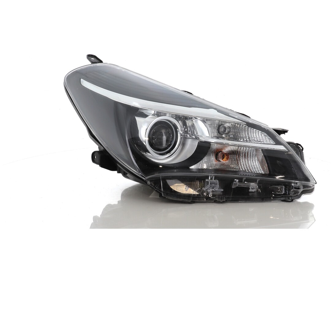 811300DA30 Toyota YARIS