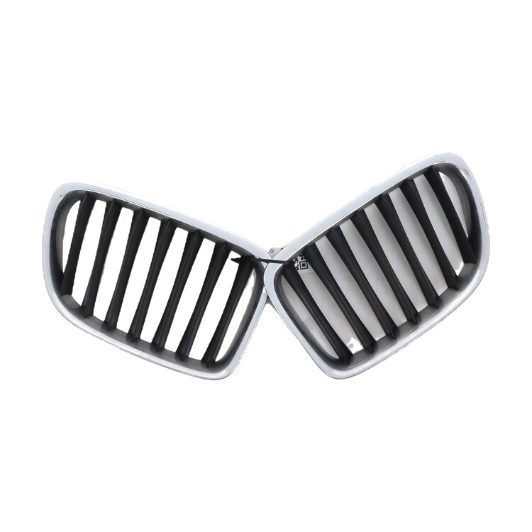 51 11 2993307 BMW X1