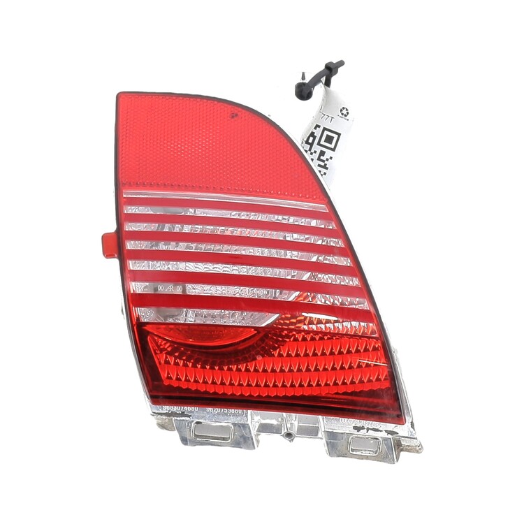 6351 GJ Peugeot 2008 308