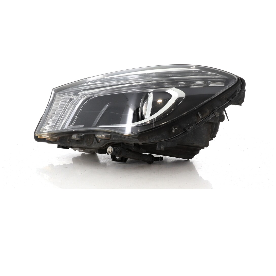 1179066300 Mercedes CLASSE CLA