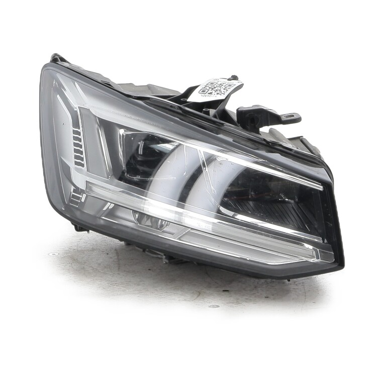 81A941774D Audi Q2