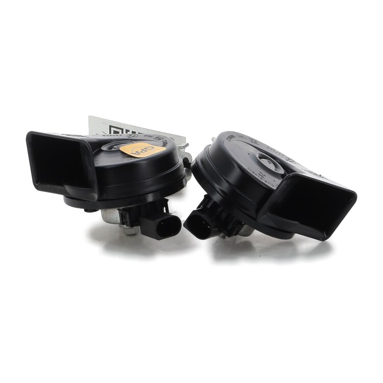 61 33 8496204 BMW SERIE 2