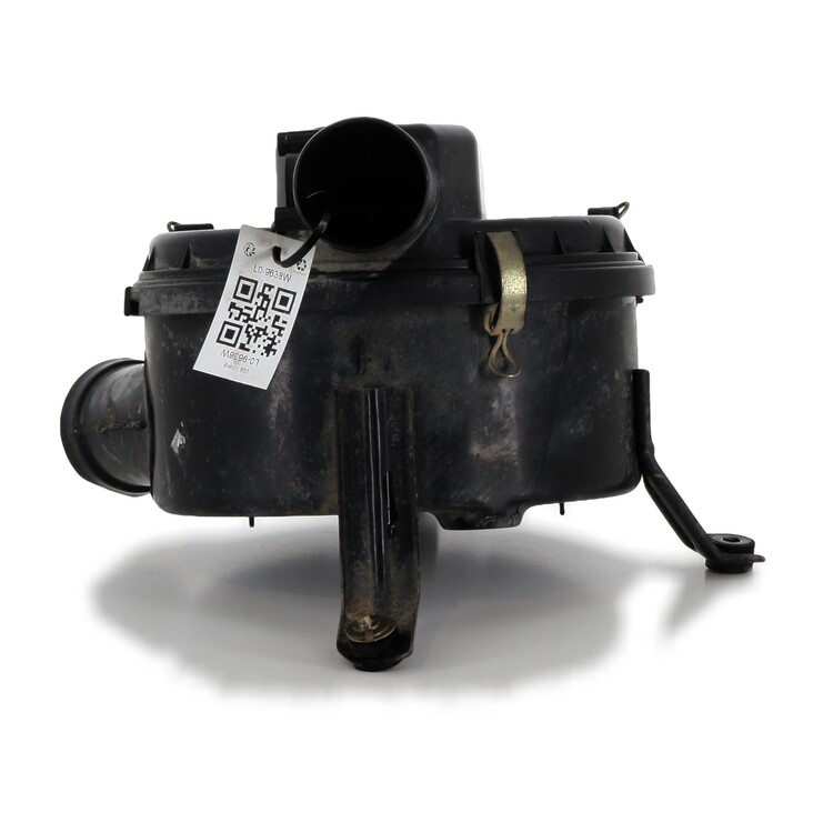 1770030100 Toyota HILUX PICKUP