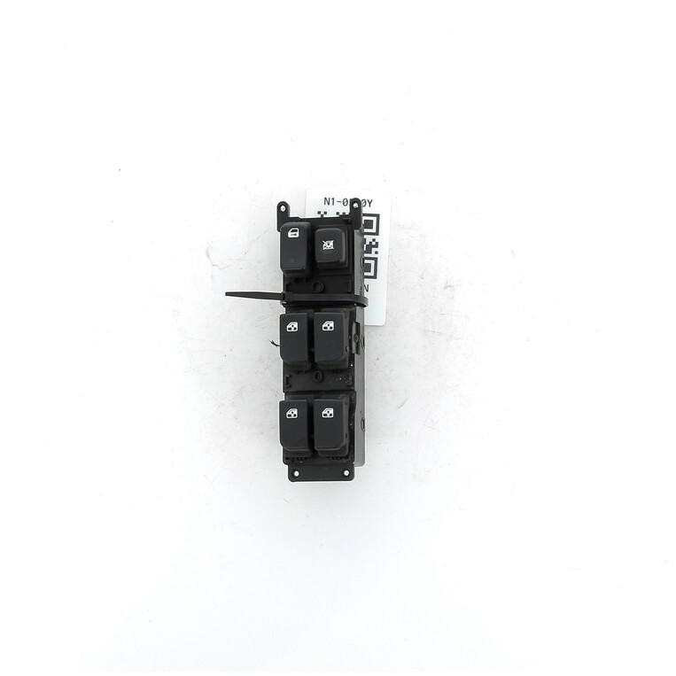 935711D000 KIA CARENS