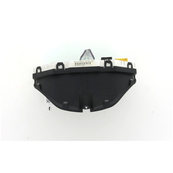 6104 F4 Peugeot 106