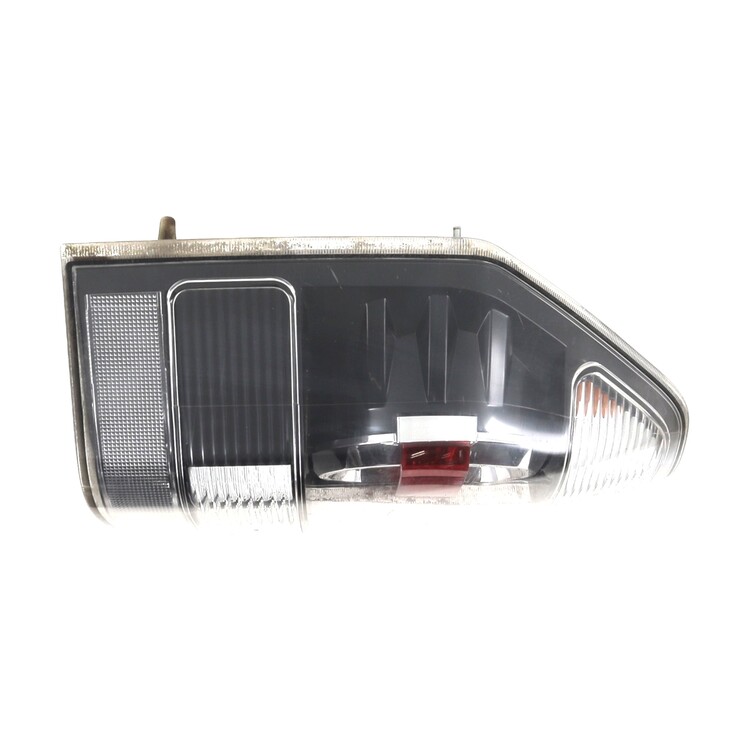 8330A569 Mitsubishi PAJERO