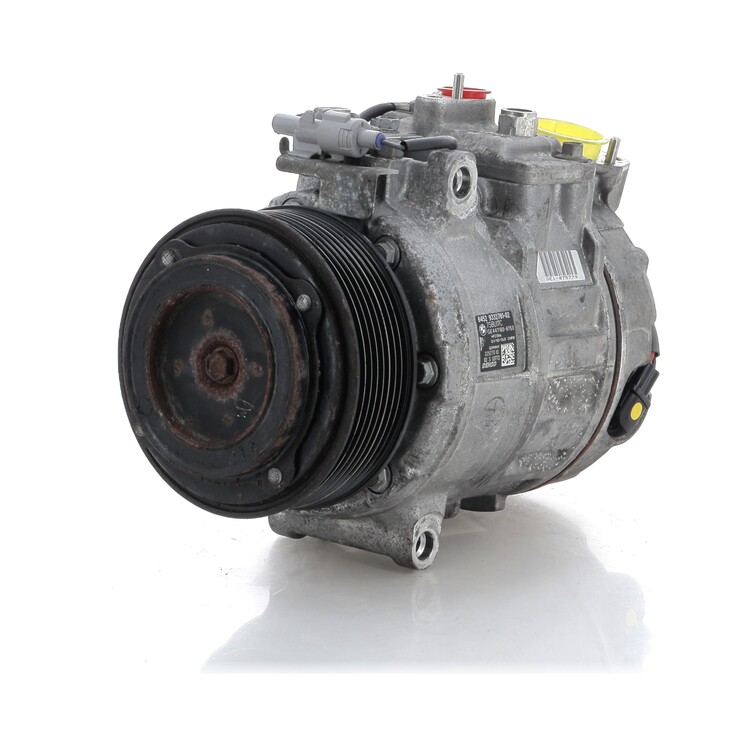 64 52 9332781 BMW SERIE 1