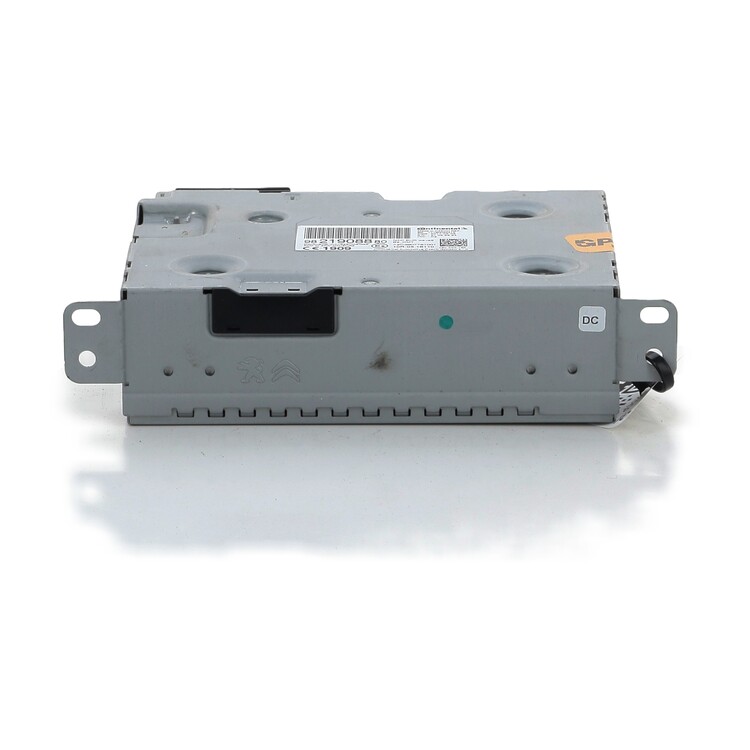 1684721180 Peugeot 208