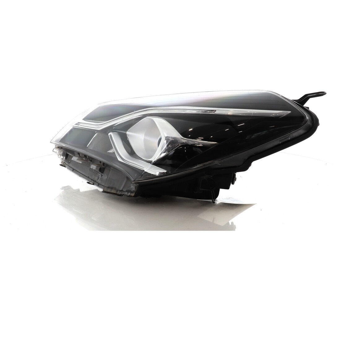 811700DK10 Toyota YARIS