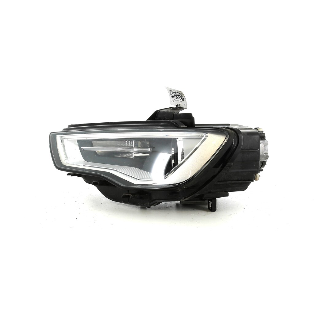 8V0941043L Audi A3 SPORTBACK