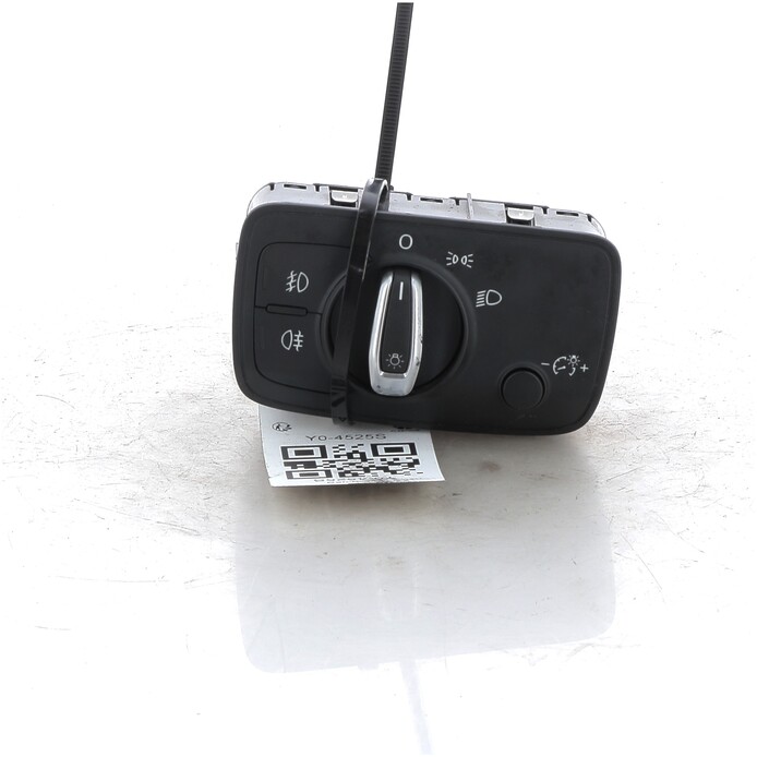 8V0941531AC 5PR Audi A3 SPORTBACK