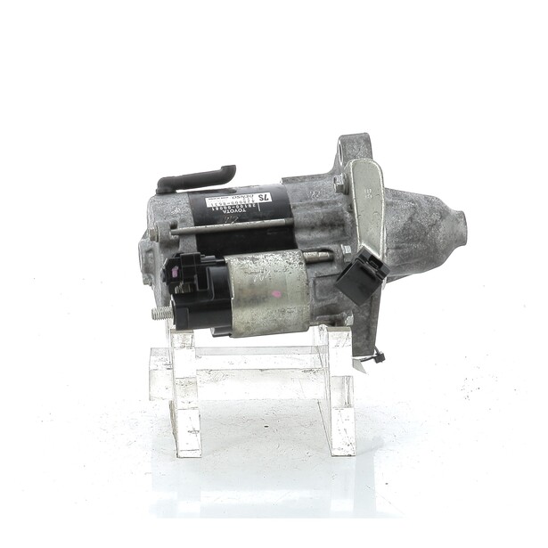 281000Q081 Toyota YARIS