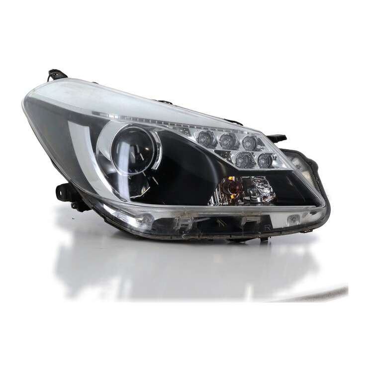 811300D500 Toyota YARIS